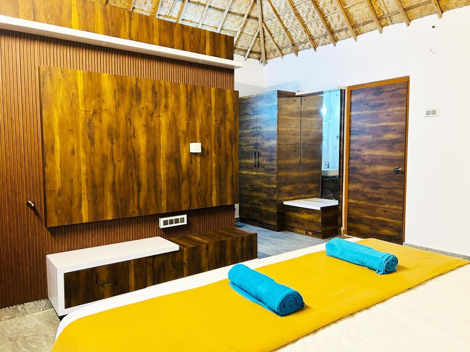 Hampi Village Resort & Tutti Cafe Εξωτερικό φωτογραφία