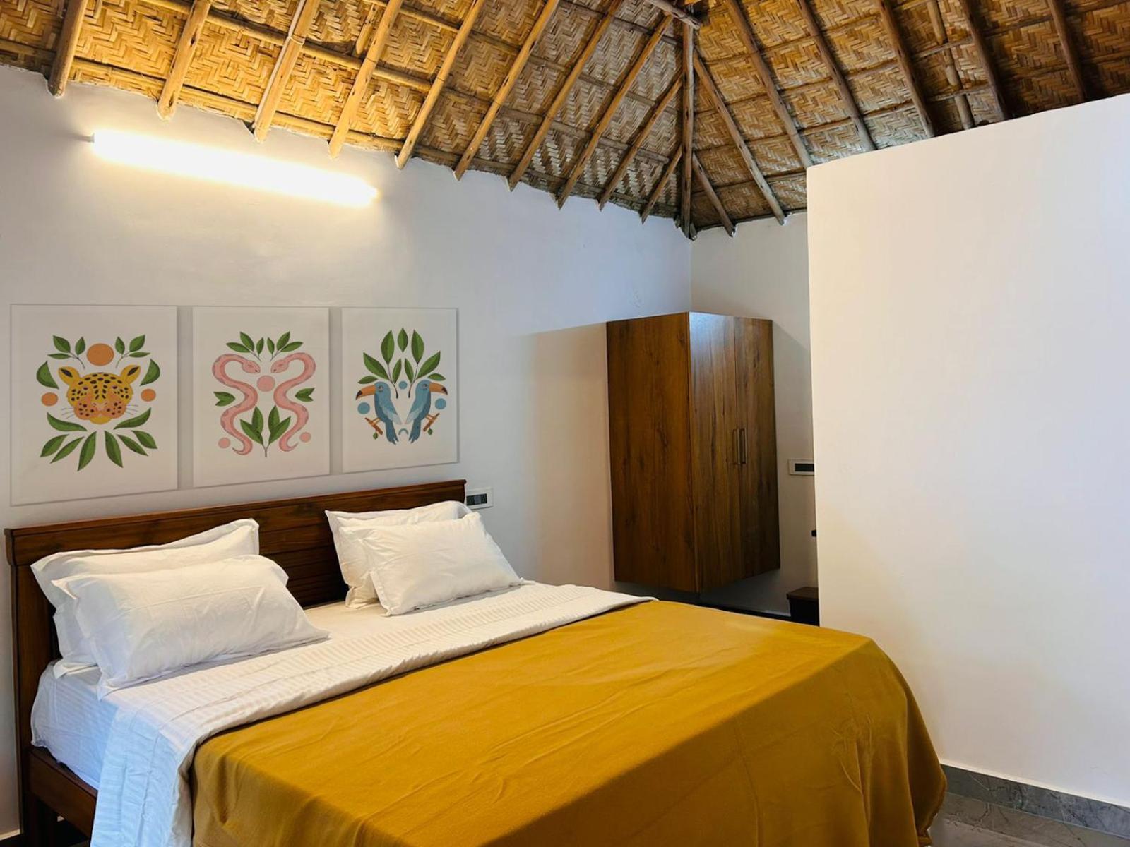 Hampi Village Resort & Tutti Cafe Εξωτερικό φωτογραφία