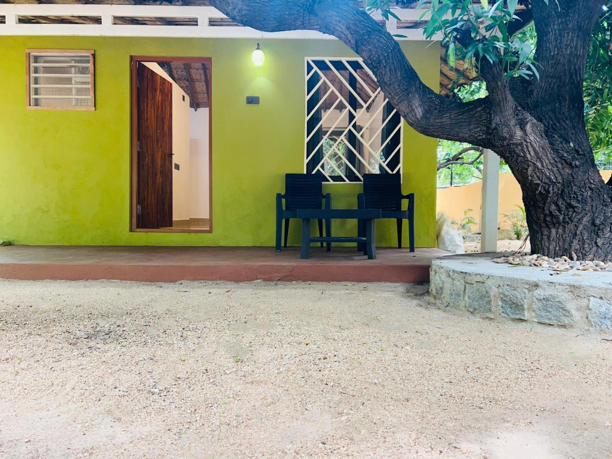 Hampi Village Resort & Tutti Cafe Εξωτερικό φωτογραφία