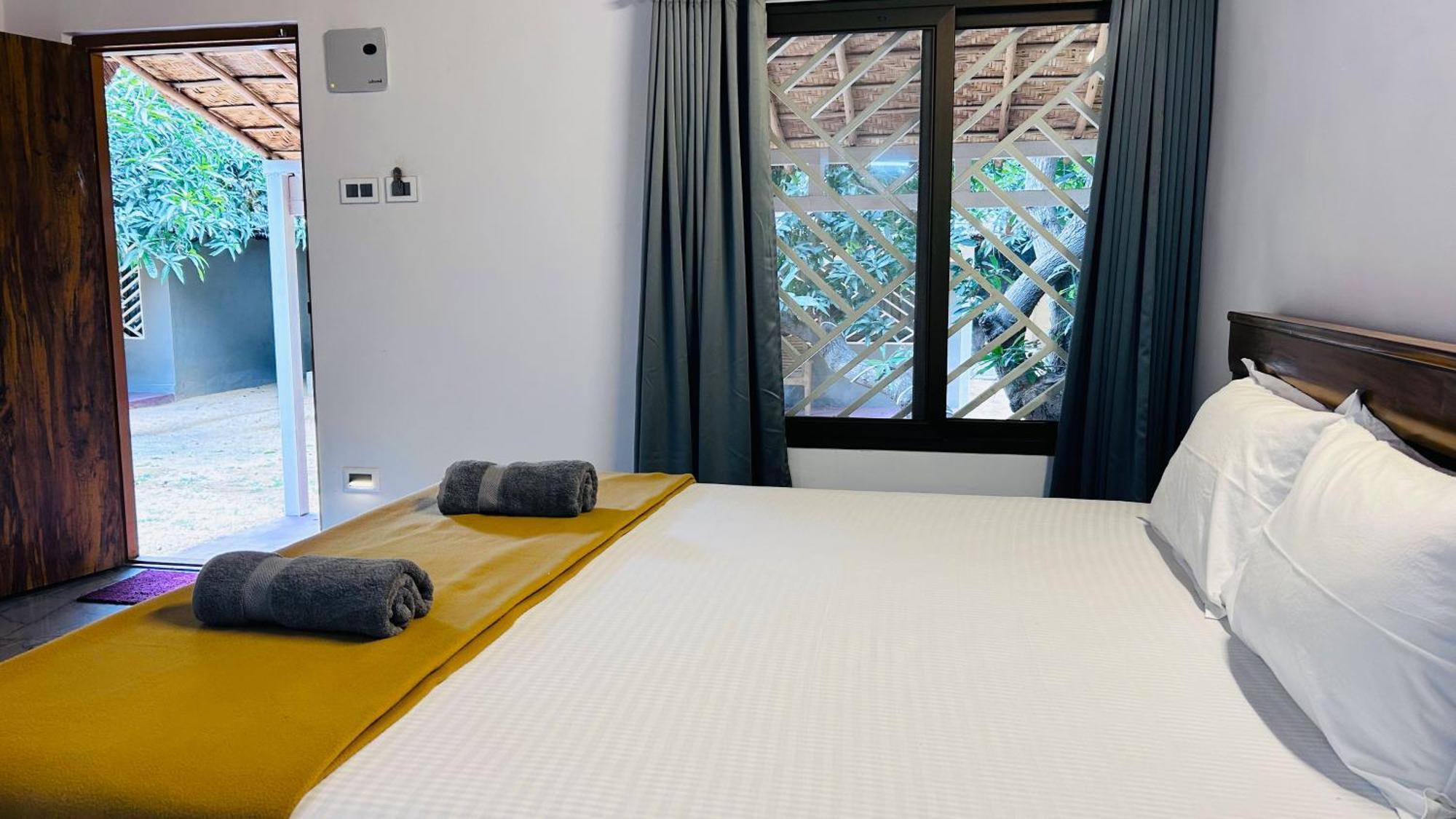 Hampi Village Resort & Tutti Cafe Εξωτερικό φωτογραφία
